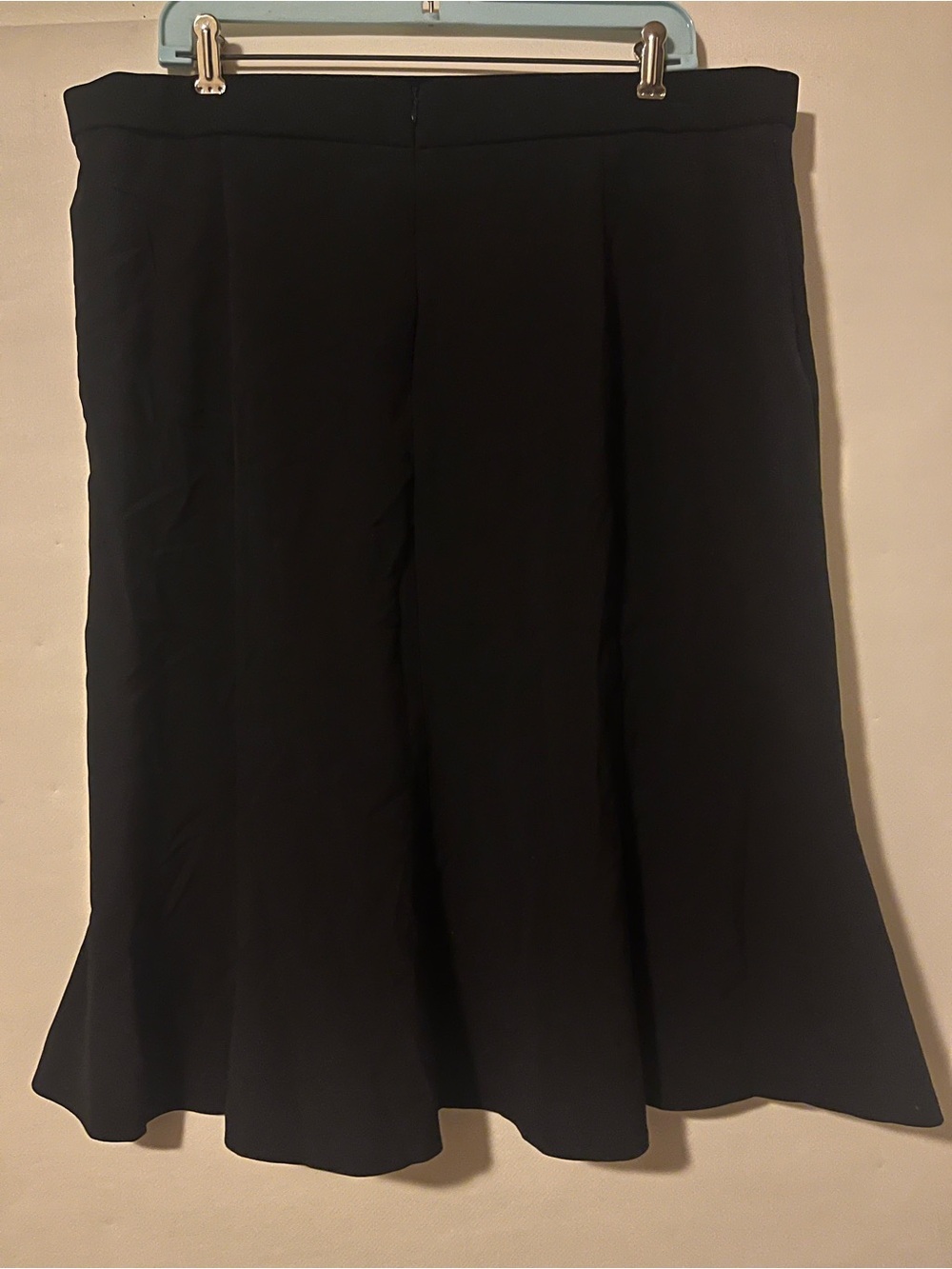 COURTENAY Women’s Black Ruffle Hem Skirt Size 16W Zip Back - Picture 6 of 7